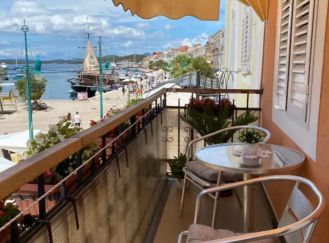 Naya * Mali Lošinj
